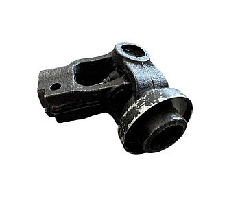 Карданчик кермовий ЮМЗ під шліци (нижній, з пильовиком) 45Т-3401080