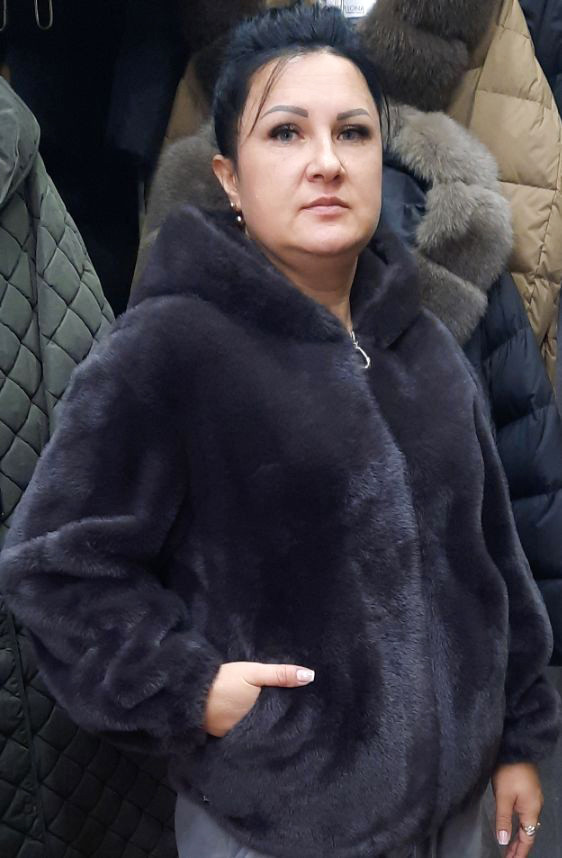 Шубка 8807. Зима. Розміри: M, L. Напів-батал. Баклажан.