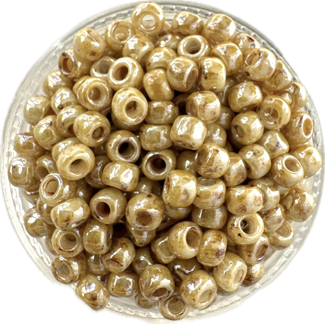 Бісер круглий TOHO TR-06-Y181