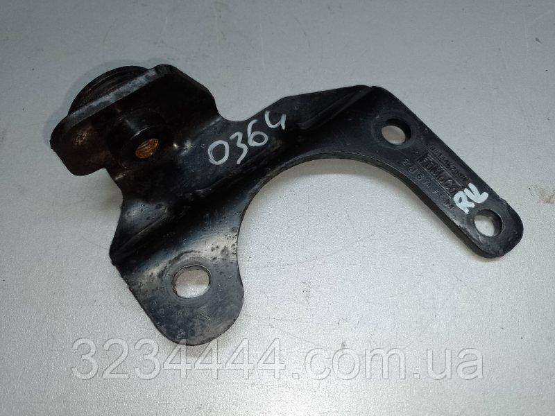 Кронштейн редуктора Lincoln Mks 12-16 3.7 C37PDED 2014 задн. лев. (б/у)