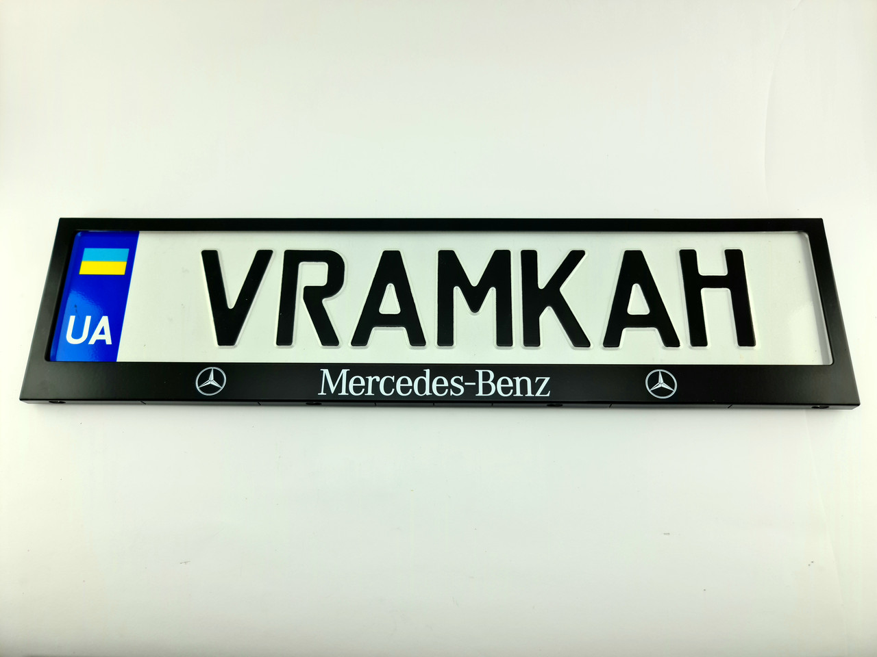 Номерна рамка для авто Mercedes-Benz