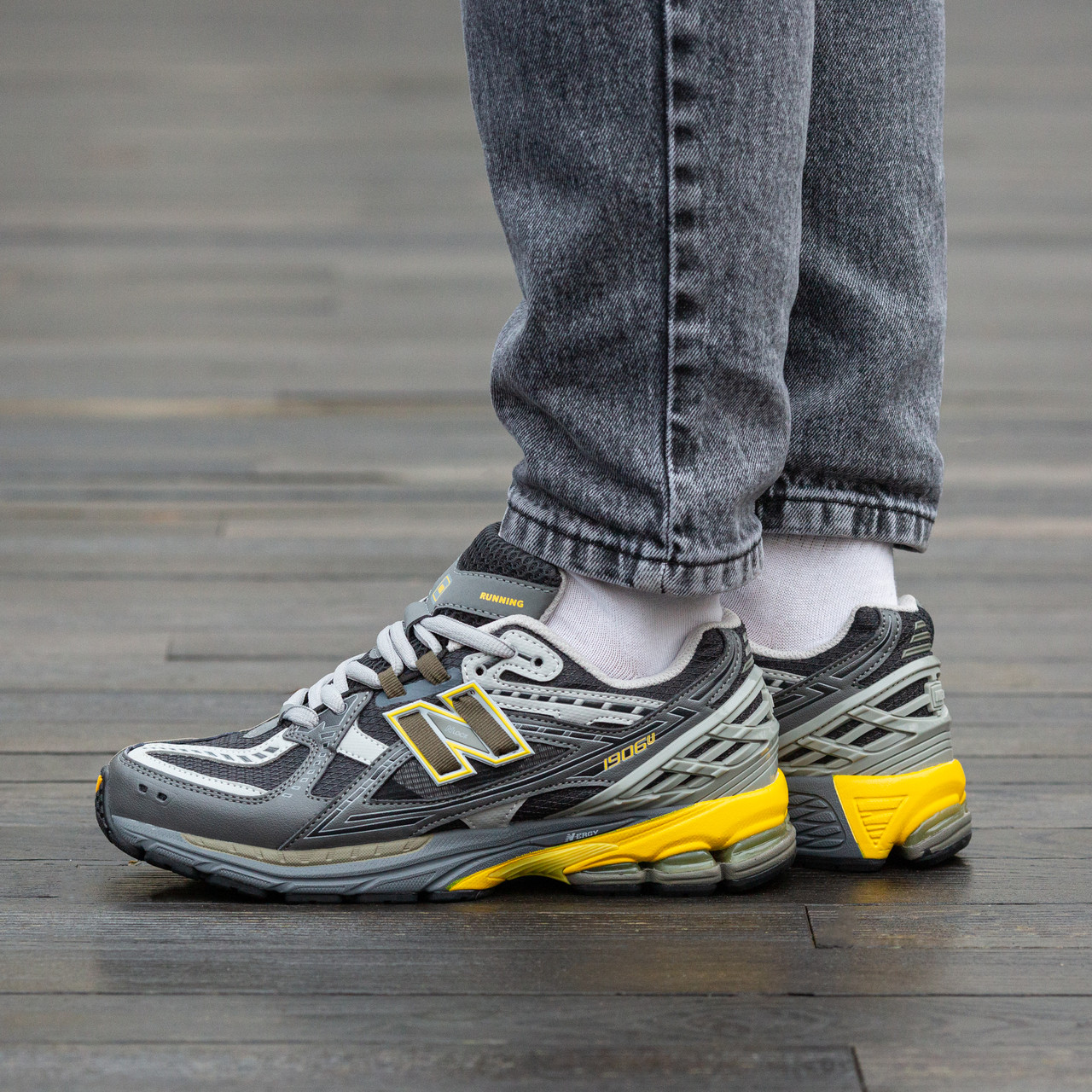 Чоловічі Кросівки New Balance 1906U Grey Black Yellow / Нью Беланс 1906Ю Сірі з Чорним та Жовтим
