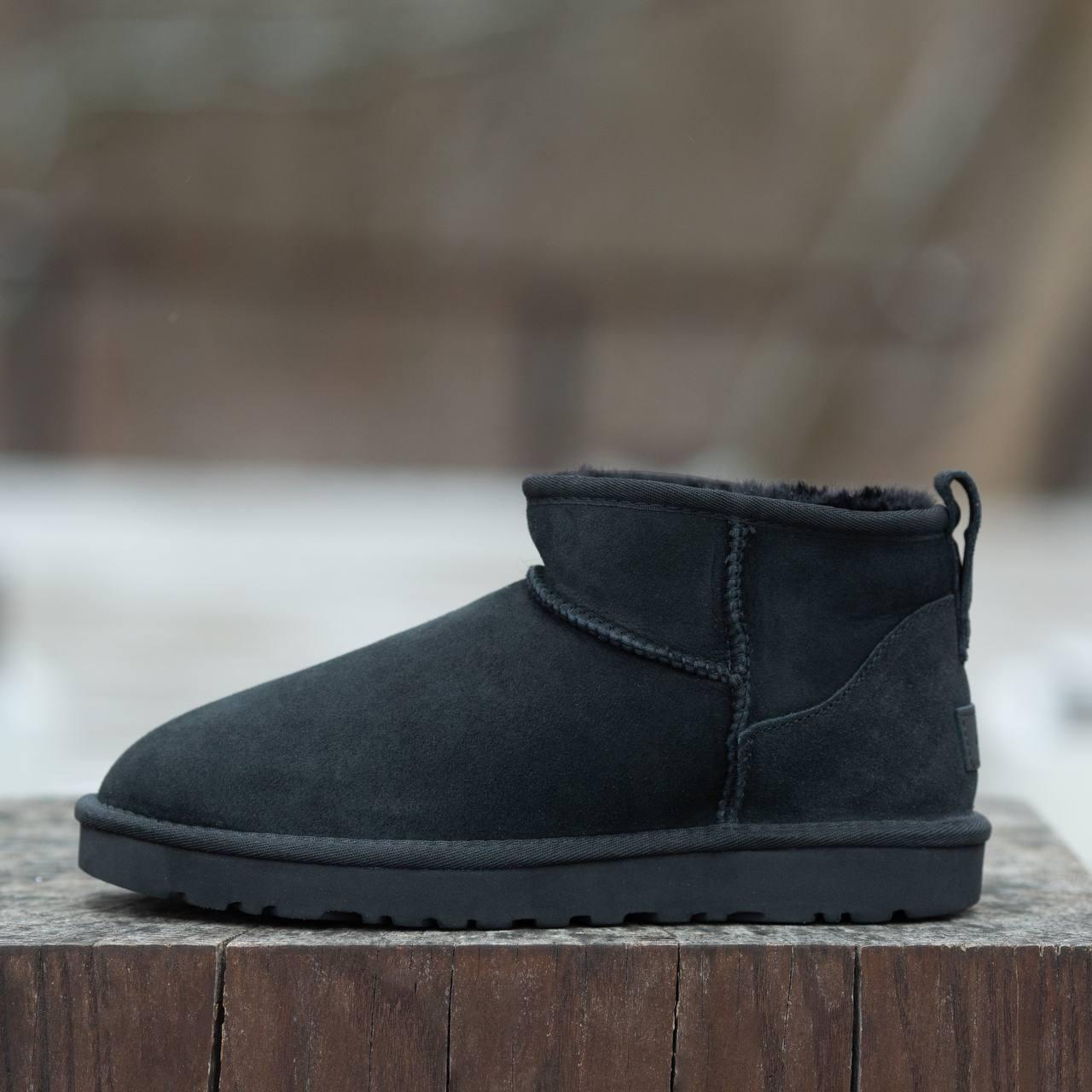 Зимові жіночі черевики UGG Ultra Mini Black | чорні, замша, розміри 36–40, фото 1