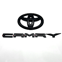 Емблема задня + напис Toyota Camry (2017-2024р) Чорна Матова (на скотчі) PT948-03191-02