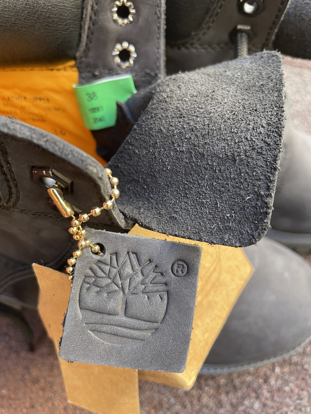 Ботинки черные Timberland  фото