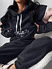 Бежевий теплий спортивний костюм з двостороннього флісу полар: кофта з капюшоном і штани чорного кольору, фото 3