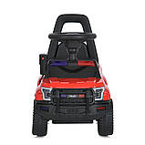 Дитяча каталка-толокар Ford Police M 5844 світлові та звукові ефекти Червоний, фото 3