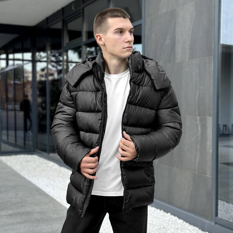 Зимова куртка Pobedov чорного кольору Snowfall