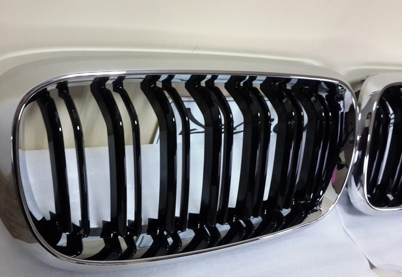 Решетка радиатора ноздри BMW X6 F16 стиль X6M (хром рамка) - фото 9 - id-p424822745