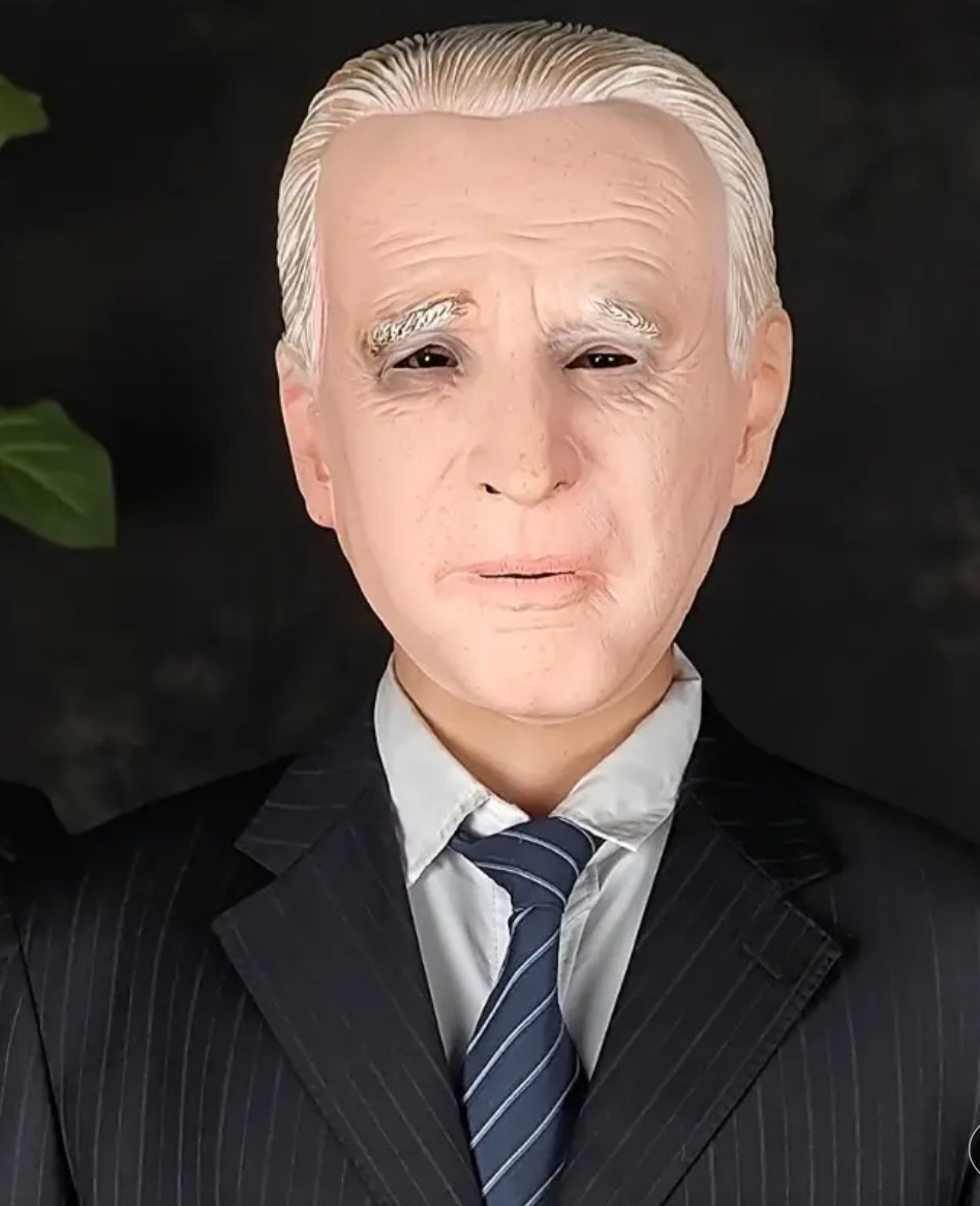 Маска гумова Джо Байден
