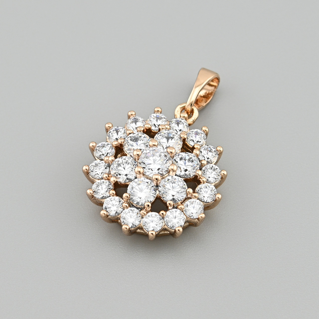 Кулон Притягнення 47897 для ланцюжків до 3 мм розмір 24х17 мм білі фіаніти вага 3.9 г позолота 18К, фото 1