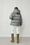 Пуфер куртка з капюшоном куртка зимова коротка з куліскою на талії, фото 8