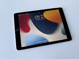 Планшет Apple iPad Air 2 A1566 Space Gray 16Gb (MGL12LL/A)