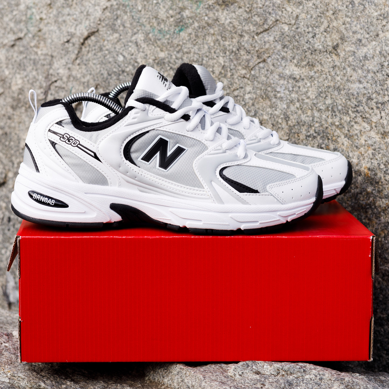 РОЗПРОДАЖ! ТЕРМО Зимові кросівки New Balance 530 білі, фото 1