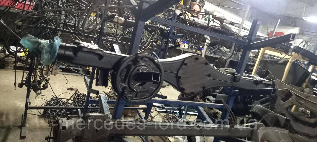 Чулок заднього моста (вузький) R14 Ford Transit Т12 / 2.5 дизель / 2.0 бензин коротка база Форд Транзит 1986-1991, фото 1