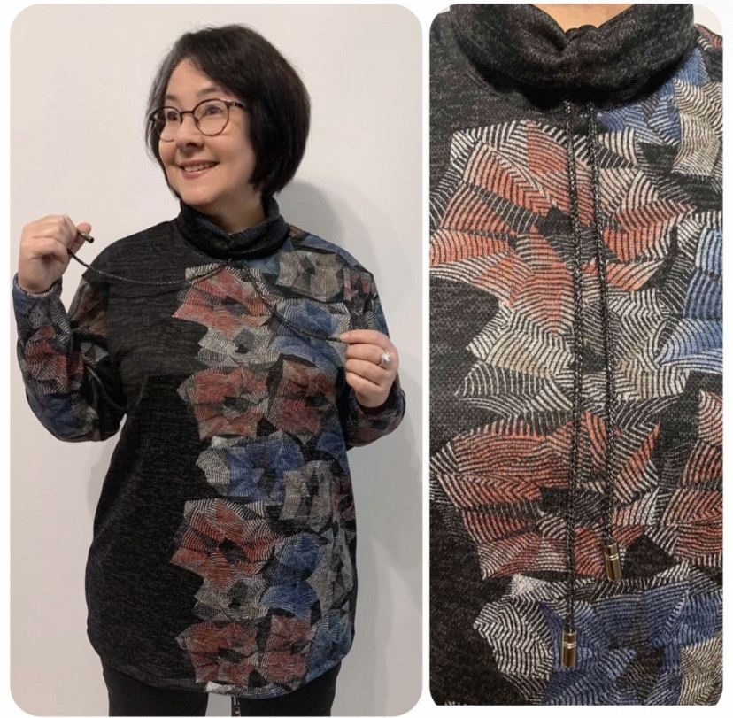 Жіноча туніка трикотажна під горло сіра великого розміру (з 50 по 64)