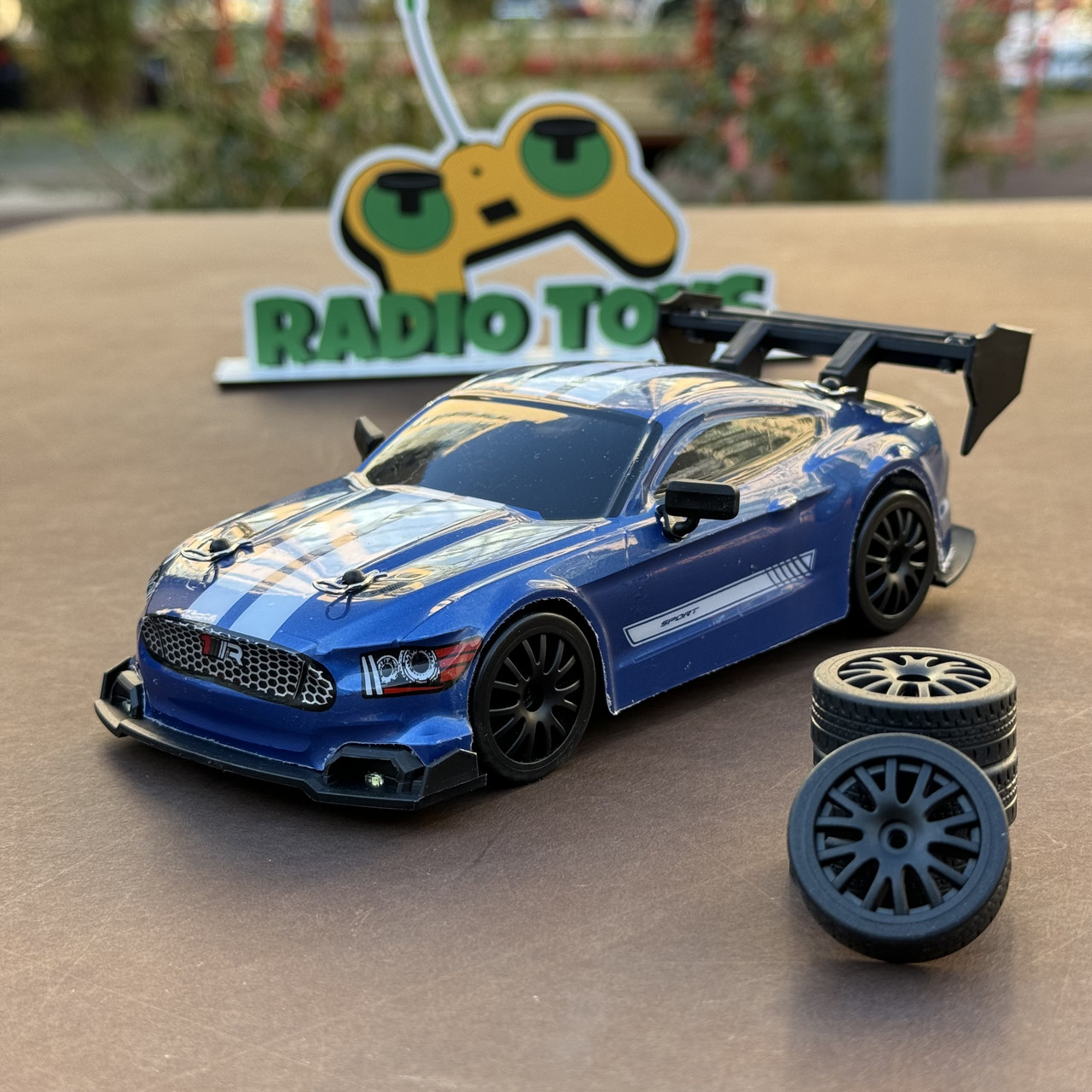 Дрифт машинка на радіокеруванні Ford Mustang Синій | Машинка для дрифту на пульті управління Дрифт машина на радіокеруванні, фото 1