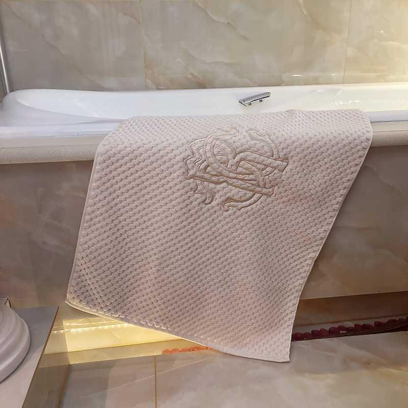 Бежевий килимок для ванни 45*75 см, щільність 800 гр/м², фото 1