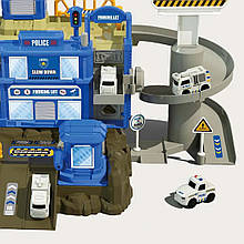 Парковка трек «Поліцейська дільниця» з підйомником, вертолітним майданчиком і аксесуарами для гри