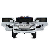 Дитячий електромобіль Toyota Land Cruiser Police з пультом р/у для дітей 3-8 років поліція Білий, фото 4