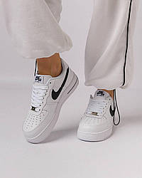 Жіночі зимові шкіряні кросівки Nike Air Force 1 Winter All White Black кеди Найк білі на хутрі Жіноче взуття