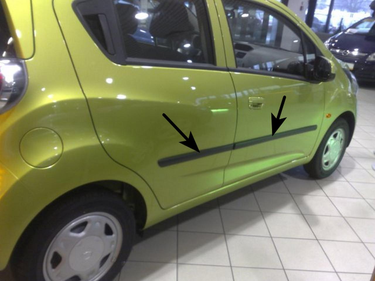 Молдинги на двері для Chevrolet Spark M300 2009-2015