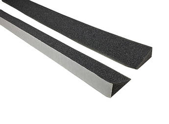 Ущільнювач універсальний 30x60x1000 мм самоклеючий для даху.Пролон