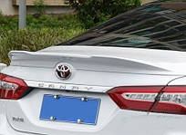 Спойлер задній для Toyota Camry XV70 2018+ (спойлер кришки багажника стиль TRD)