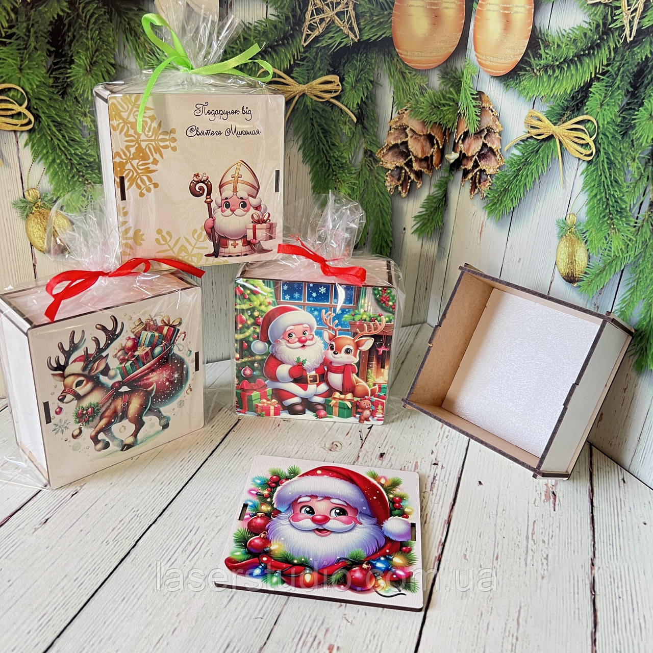 Чарівна новорічна коробка для солодощів Оптові подарунки для дітей, фото 1
