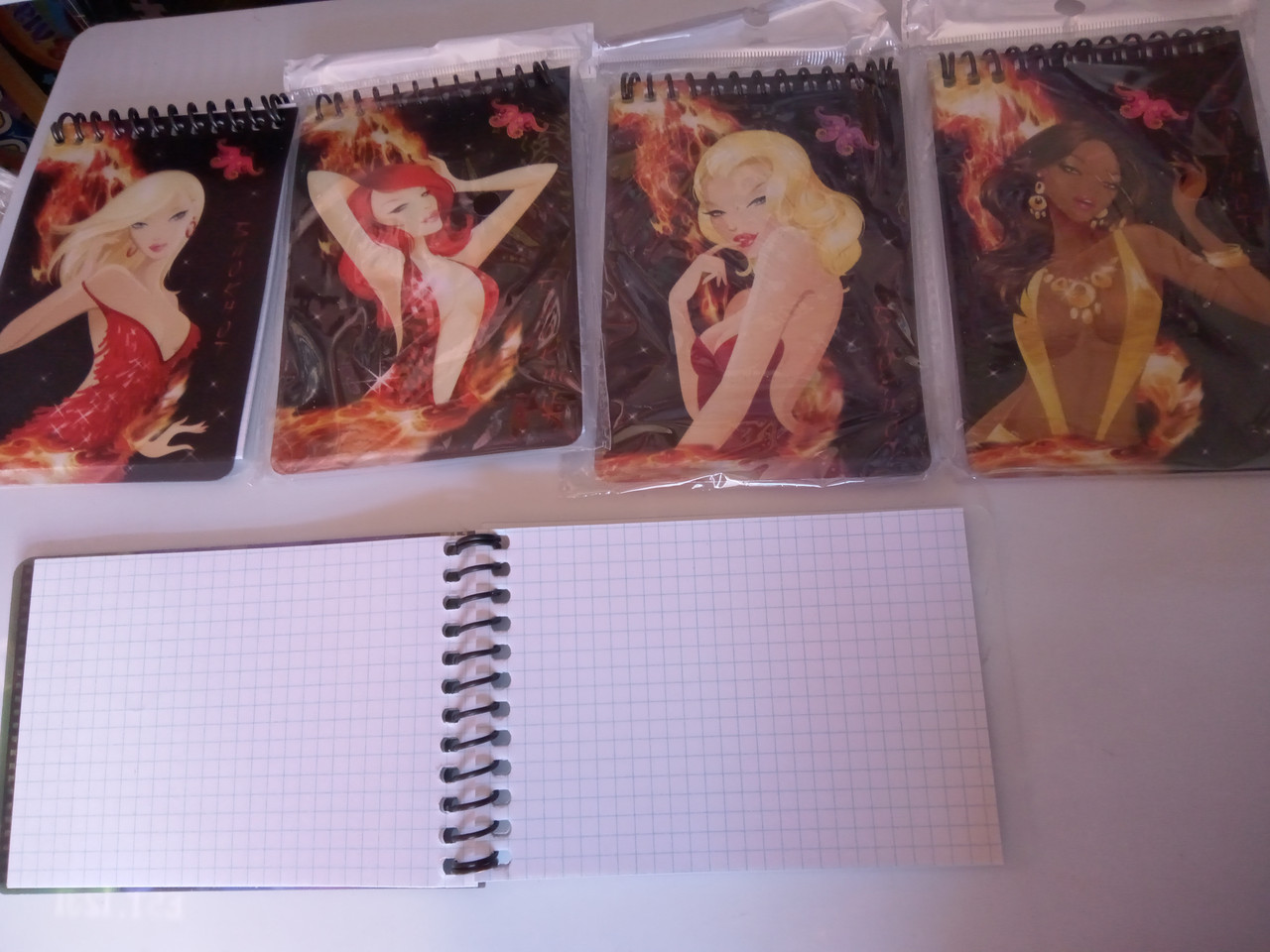 Блокнот на спіралі А7 клітинка 40 аркушів Топ модель спіраль зверху Josef otten, фото 1