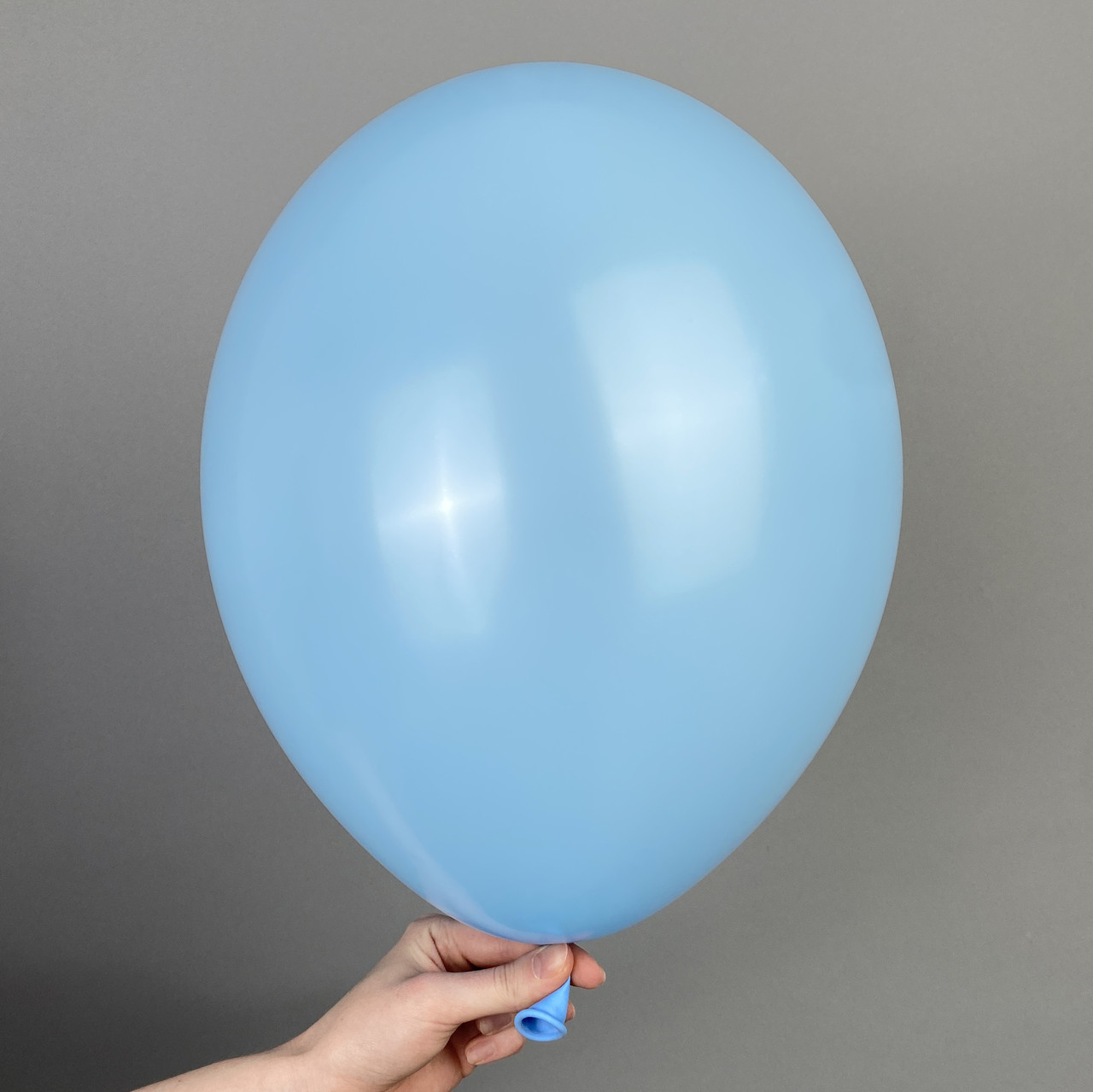 Куля 12" BELBAL пастель блакитна 2537