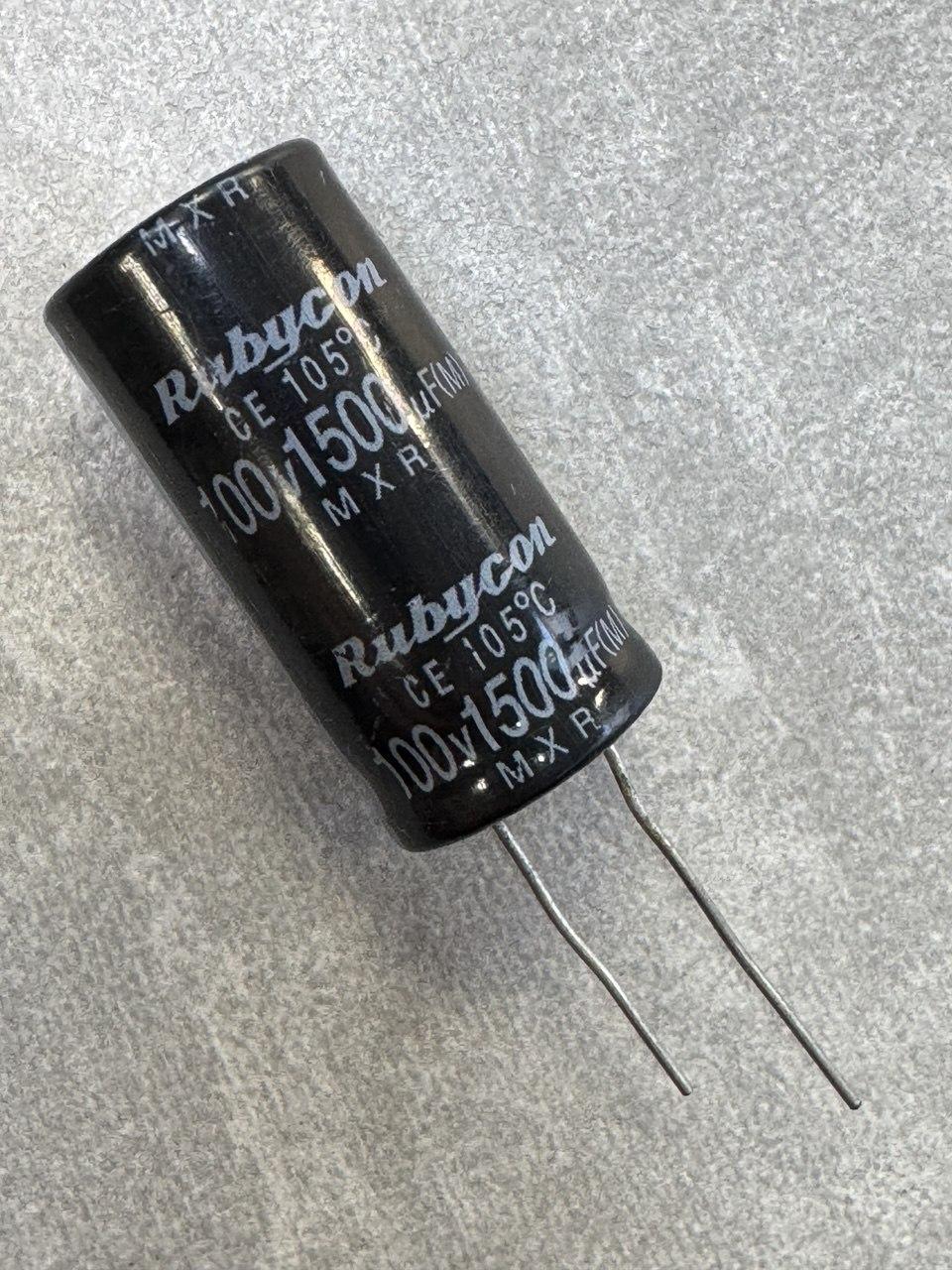 Конденсатор електролітичний 1500 мкФx100В, 105 °C,