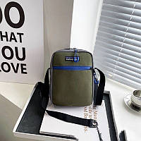 Компактна сумка-борсетка Patagonia кольору хакі