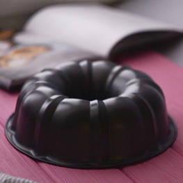 Роз'ємні та цільні форми для випічки