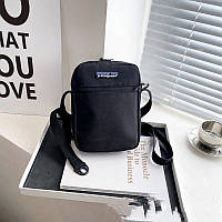 Універсальна мінімалістична сумка месенджер Patagonia (чорний)