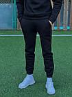 Чоловічий зимовий спортивний костюм на флісі без капюшона чорний Комплект Кофта + Штани з начосом, фото 7