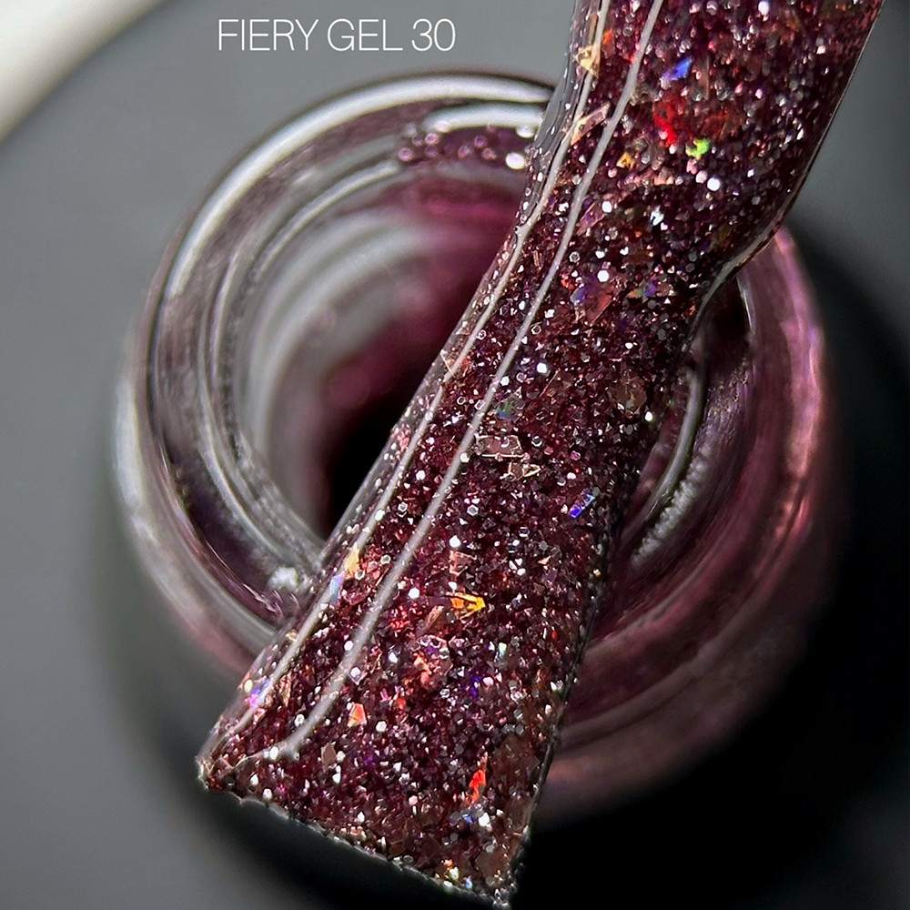 Гель лак для нігтів світловідбивний Saga Fiery Gel бордовий №30 8 мл