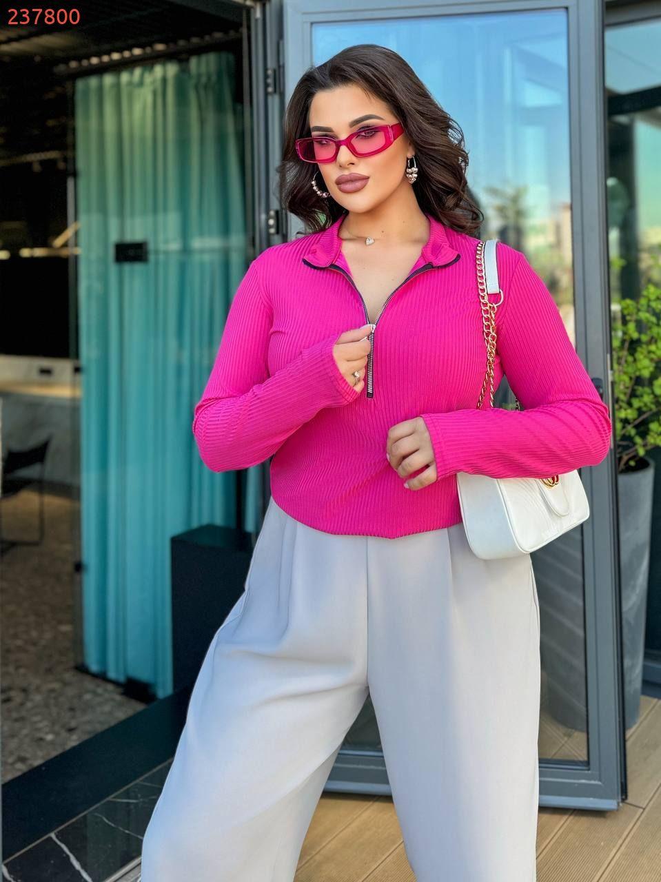 Жіночий лонгслів з тонкого рубчика зі змійкою, базовий стиль, чорний, розміри 48-59, фото 1