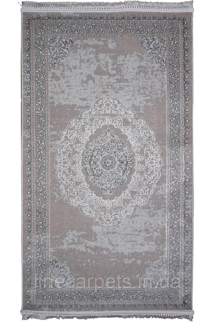 Класичний  світло -сірий килим LEVADO 08098A L.GREY/BEIGE
