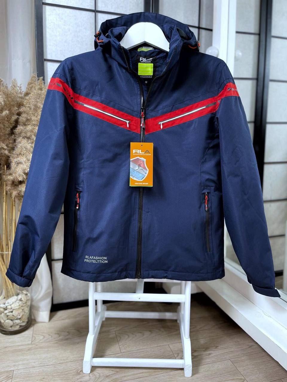 Спортивна чоловіча ветровка з якісного матеріалу, фото 1