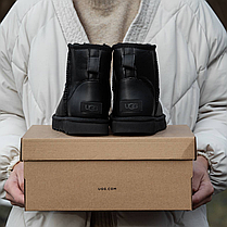 Зимові черевики UGG Classic Mini II Boots Black Leather, фото 4