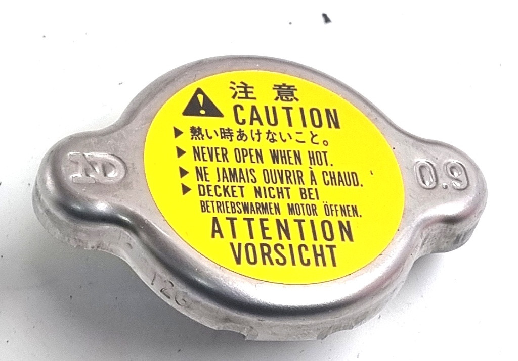 Кришка радіатора, оригінал MB660735 COLT COLT VI, фото 1