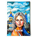 Картина по дереву ручної роботи 10х15 см Дівчина КИЇВ на підставці Український сувенір, фото 6