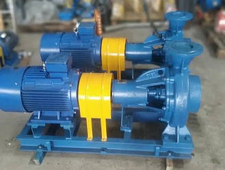 Консольний відцентровий насос SPERONI VNP 150-315