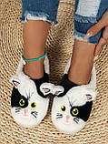 Капці жіночі теплі.Тапочки домашні кімнатні жіночі "Котик". Тапки зимові 36-37 розмір (чорні з білим), фото 3
