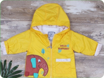 Вітровка дитяча з капюшоном та аплікацією Слоник, жовта (куртка легка), 12 місяців, фото 1