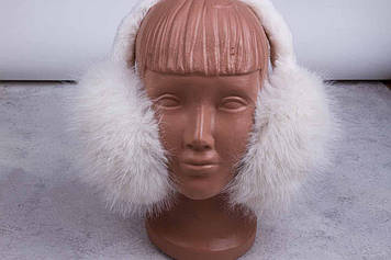 Білі хутряні навушники, теплі зимові