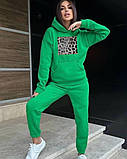 Теплий жіночий костюм джоггери та худі з принтом money на леопардовом фоне, фото 6