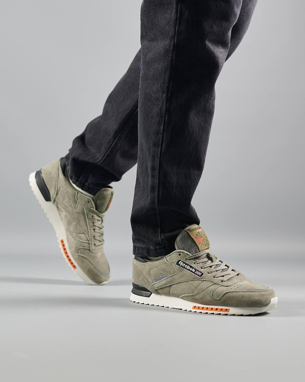 Чоловічі замшеві кросівки Reebok Classic M Army Green, чоловічі кеди Рибок замша хакі. Чоловіче взуття