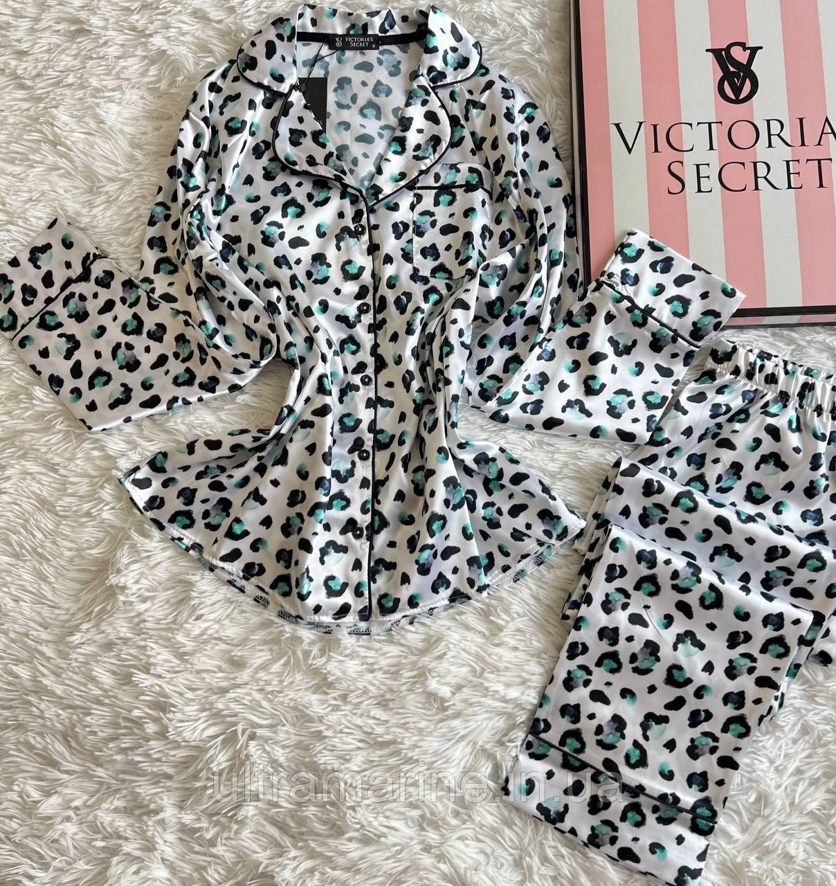 Жіноча шовкова піжама Victoria's Secret S-M біла з принтом Леопард Вікторія Сікрет